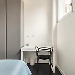 Rent In 1 Apartment *