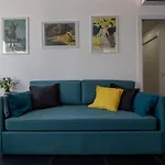 Rent In 1 Apartment Como
