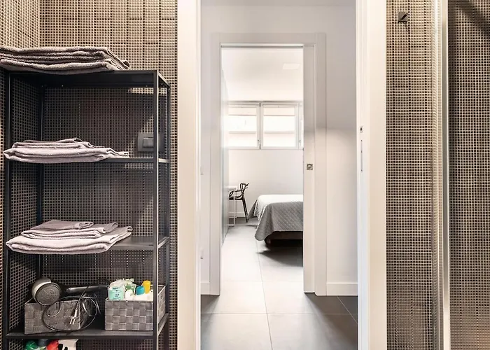 Rent In 1 Como